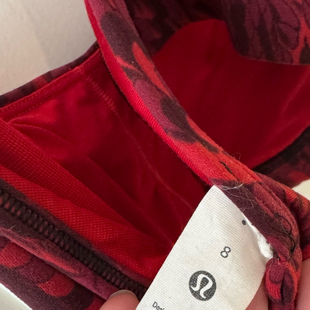 Lululemon Lunar New Year Year- Dragon View 3